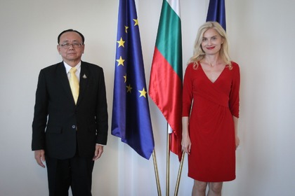 Заместник-министър Динкова прие посланика на Тайланд